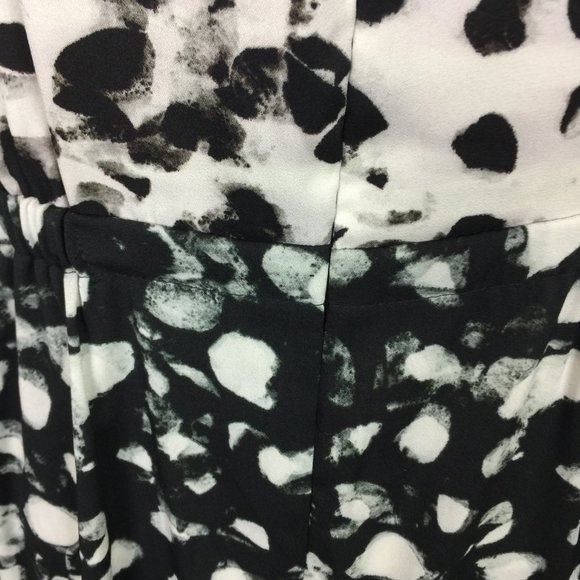 Like new!! Simply Vera Vera Wang Dress L Black White Sleeveless Elastic Wasit - Picture 3 of 14